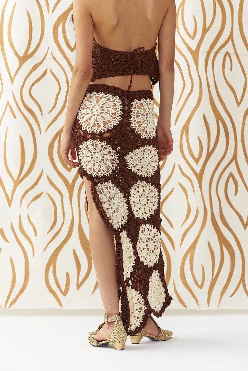 Square shell skirt in brown