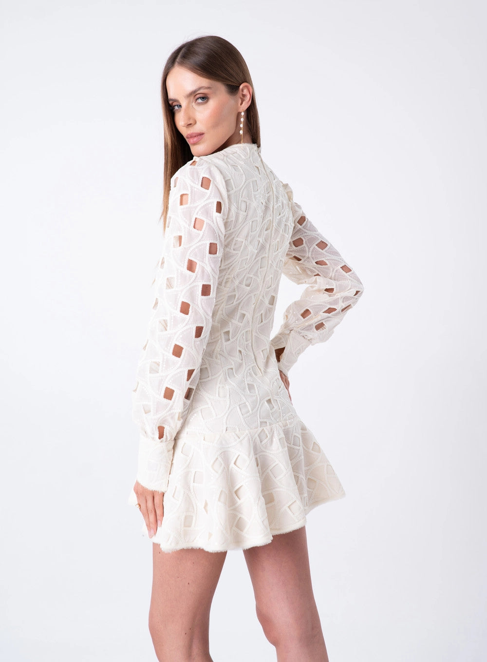 Vestido Corto Babado